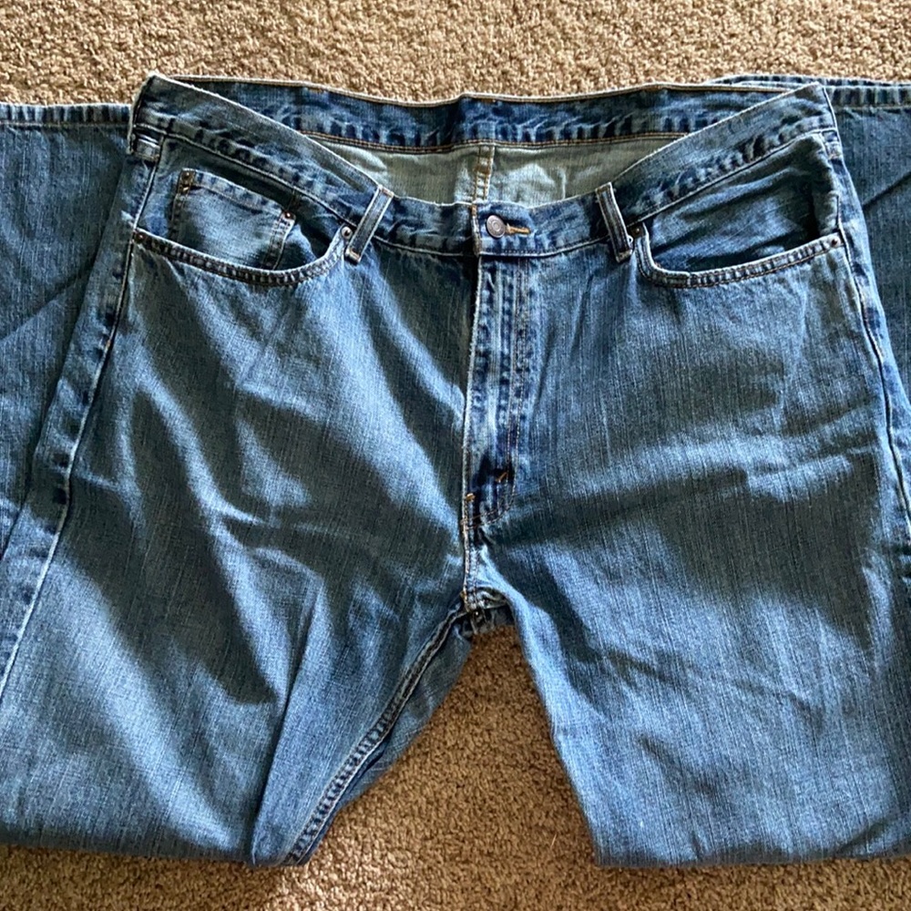 Levi Strauss & Co Relaxed Straight fit